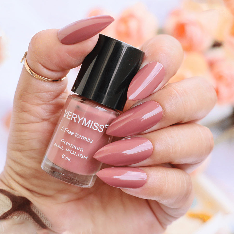 Premium Classic Nail Polish - 266 Really Red