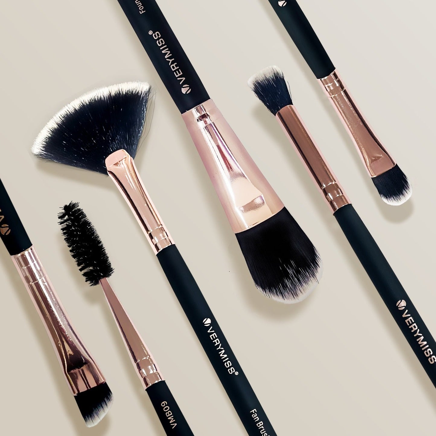 5 Professional Makeup Brushes (Face + Eye)