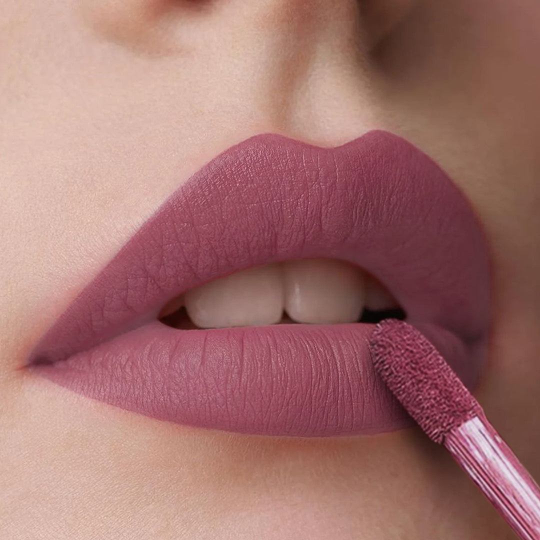 3 Glamorous Liquid Lipstick Kit + FREE Waterproof Kajal